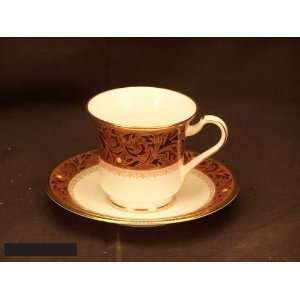    Noritake Xavier Gold #4819 Cups & Saucers: Kitchen & Dining