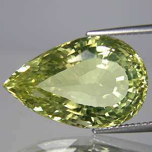 15.06Cts Attractive Quality Top Lustrous Color Green Natural Beryl 