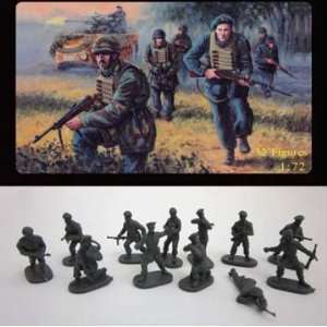  1/72 WWII Italian Paratroopers Toys & Games