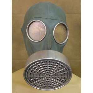 German WWII Gas Mask (RLI 38/6): Original