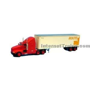   Tractor w/Standard Box Trailer   Canadian National Leaf: Toys & Games