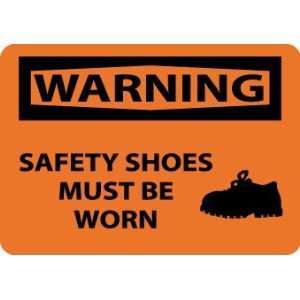  SIGNS SAFETY SHOES MUST BE WORN