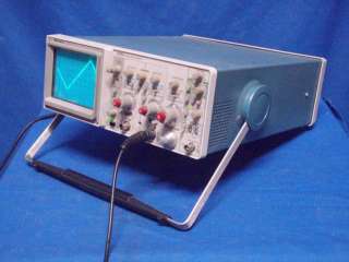 TEKTRONIX 2235 100 MHz OSCILLOSCOPE  