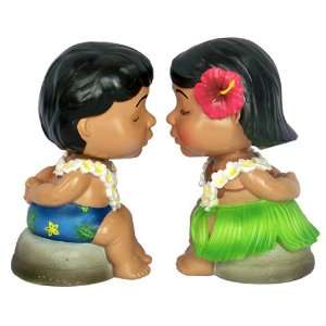    Hawaiian Vintage Kissing Doll Bobble Head Set Toys & Games