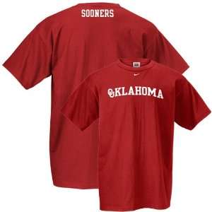 Nike Oklahoma Sooners Crimson Felt T shirt  Sports 