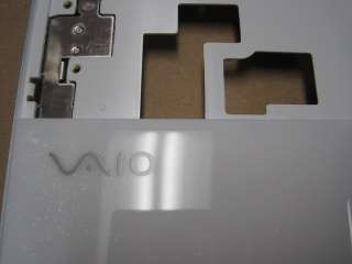 SONY VAIO VPCEE26FX PCG 61611L front cover touchpad wht  