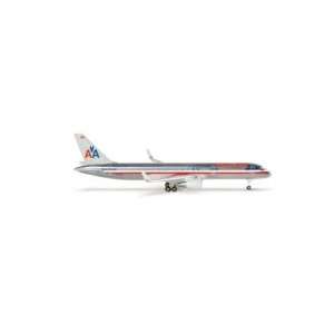  Herpa Wings American Airlines® B757 200 Model Plane: Toys 