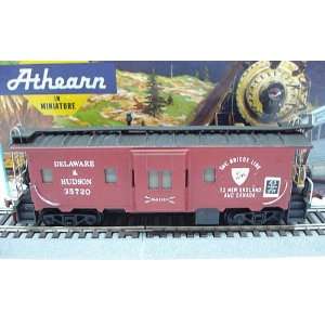   & Hudson Bay Window Caboose #35720 HO Scale by Athearn Toys & Games