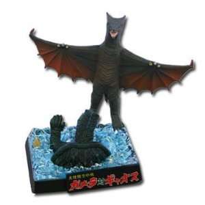  Gamera Tokusatsu Series Diorama Figure   Gamera Fights Bat 