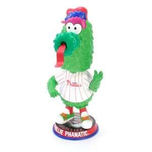   2009 MLB Bighead   Philadelphia Phillies Mascot: Sports & Outdoors