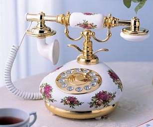 French Porcelain Phone/Telephone   Red Roses   Gift NEW  