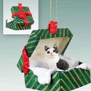    Black & White Manx Green Gift Box Cat Ornament