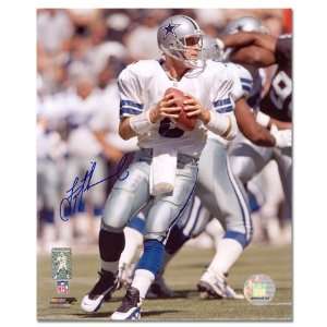   Troy Aikman Autographed Picture   WHITE/PASSING 28x10: Sports