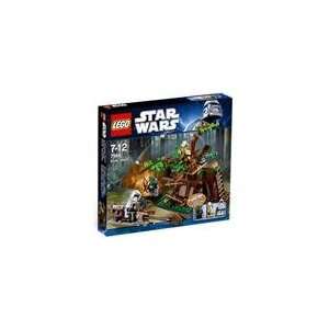    Lego Star Wars EwokÃ¢â€žÂ¢ Attack #7956 Toys & Games