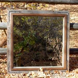  Western Mirrors   Rustic Barnwood Mirror with Barbed Wire 