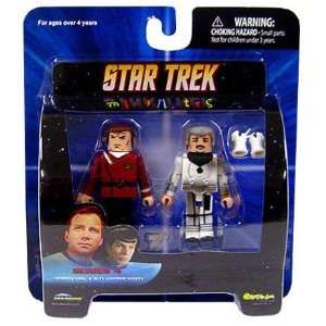  Trek Minimates Figure 2 Pack   Captain Picard & Borg: Toys & Games