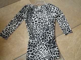 CACHE BLACK WHITE GOLD CHEETA PRINT XS CUT OUT AT CHEST  