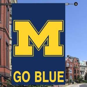   Michigan Wolverines Screen Print House Flag: Sports & Outdoors