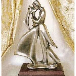  Sale   Bride Groom Wedding Statue Sculpture   Ships 