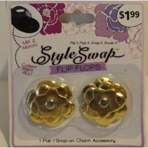   on Charm Assembly   Gold Metallic Flower Charm: Arts, Crafts & Sewing