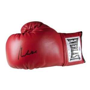   Boxing Glove   Ali COA   Autographed Boxing Gloves: Sports & Outdoors