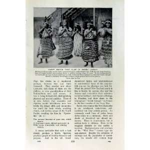  c1920 WOMEN COMMUNAL DANCERS MAORI SOLDIER SPEAR