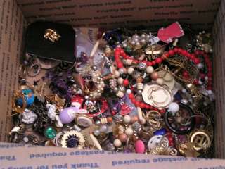 14Lbs 12Oz LOT Vintage + Mixed Costume Fashion Jewelry Wear Parts 