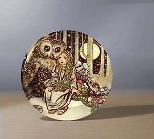 VINTAGE OWL WITH A GIRL POCKET MIRROR  