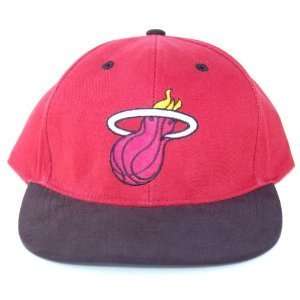  Vintage Miami Heats Adidas Flatbill Snapback Cap Hat 