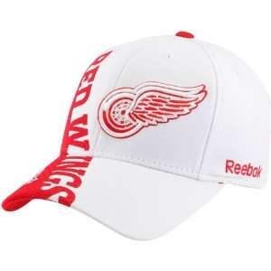 Detroit Red Wings Reebok 2011 Game Day Center Ice Structured Flex Hat