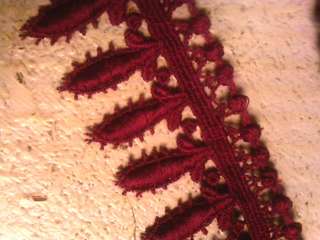 VINTAGE 1.5 USA VENISE LACE TRIM BLOOD RED 1yd RAYON  