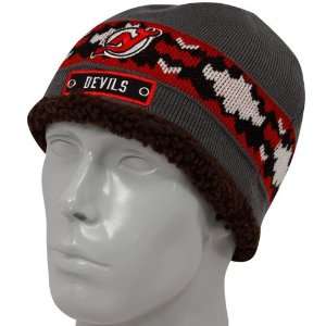   Hockey New Jersey Devils Gray Koping Knit Beanie: Sports & Outdoors