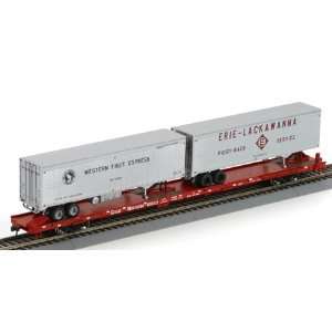  HO RTR 85 Flat w/2 40 Trailers GN #61003: Toys & Games
