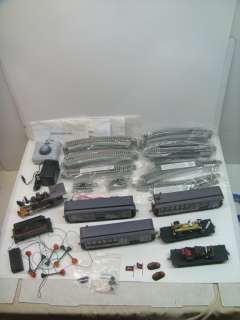 SCALE BACHMANN MUNSTERS TRAIN ENGINE TENDER BOX CARS TRACK POWER 