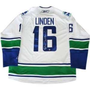 Signed Trevor Linden Jersey   Pro   Autographed NHL Jerseys  