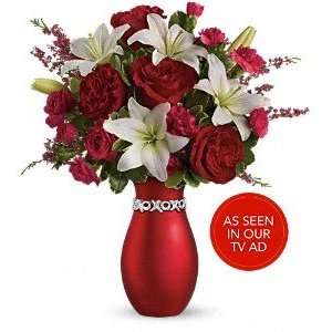  Telefloras XOXO Bouquet with Red Roses Patio, Lawn 