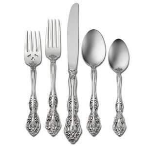   Stainless Flatware Set, Service for 4:  Kitchen & Dining