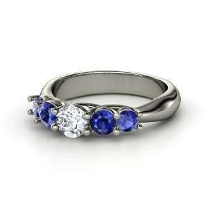  Oh La Lovely Ring, Round Diamond Platinum Ring with 
