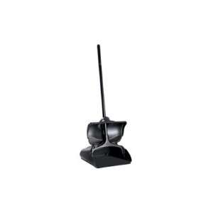  Rubbermaid Lobby Pro Upright Dust Pan with Self Opening 