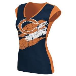   Womens Chicago Bears Face Paint Split Neck T shirt: Sports & Outdoors