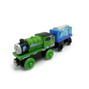    Thomas & Friends Percy and the Engine Wash Car 2 Pk: Toys & Games