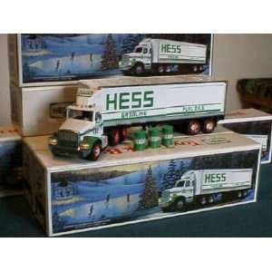   1987 (RARE) MADE IN CHINA, 18 WHEELER HESS TRUCK BANK Toys & Games