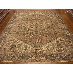   Hand Knotted Heriz Persian Rug   137x96 