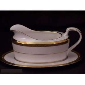  Noritake Chatelaine Gold #4802 Gravy Boat With Tray   2 Pc 
