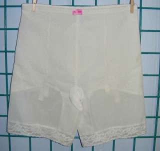 NWT VTG. FIRM CONTROL SUBTRACT WHITE  SZ 38 (#12504)  