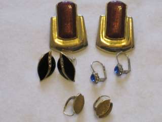 Pairs Costume Pierced Earrings Elle Germany Gold Tone  