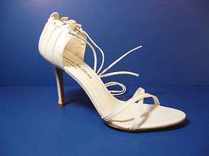 CARMEN STEFFENS Brazil White Ankle Strap Heels Womens Size 8 M ~ NIB 