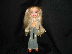 Awesome Cloe Bratz Doll Bendable Legs w/ Outfit + Purse  