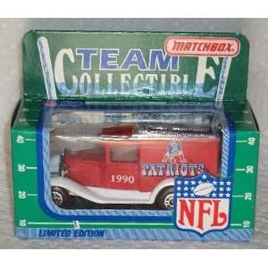   Patriots 1990 Matchbox NFL Diecast Ford Model A Truck Collectible Car