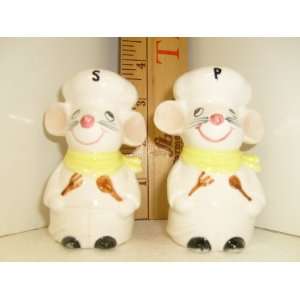   Vintage Mouse Chef/Bakers Salt & Pepper Shakers 1978 